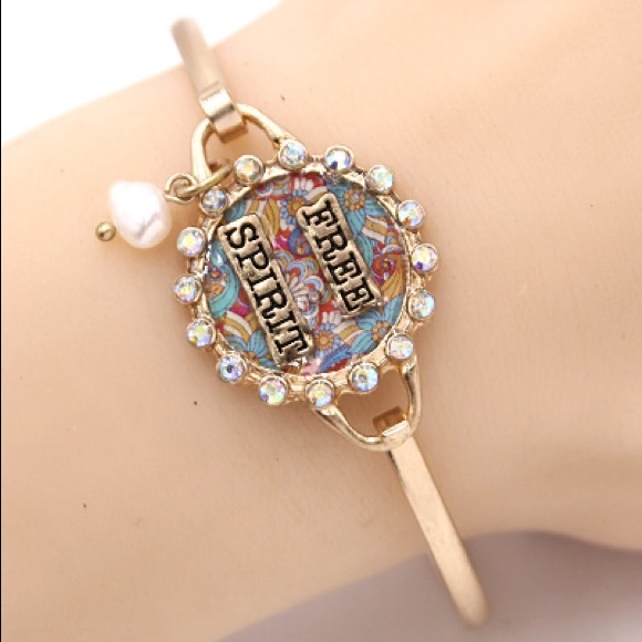 Lana Bean Jewels Jewelry - Free spirit hook bracelet